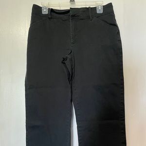 Women’s Lee Capri Jeans, Size 10, Black